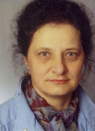 Dr. Ujváriné