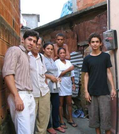 Bewohner in der Favela Borel in Rio.